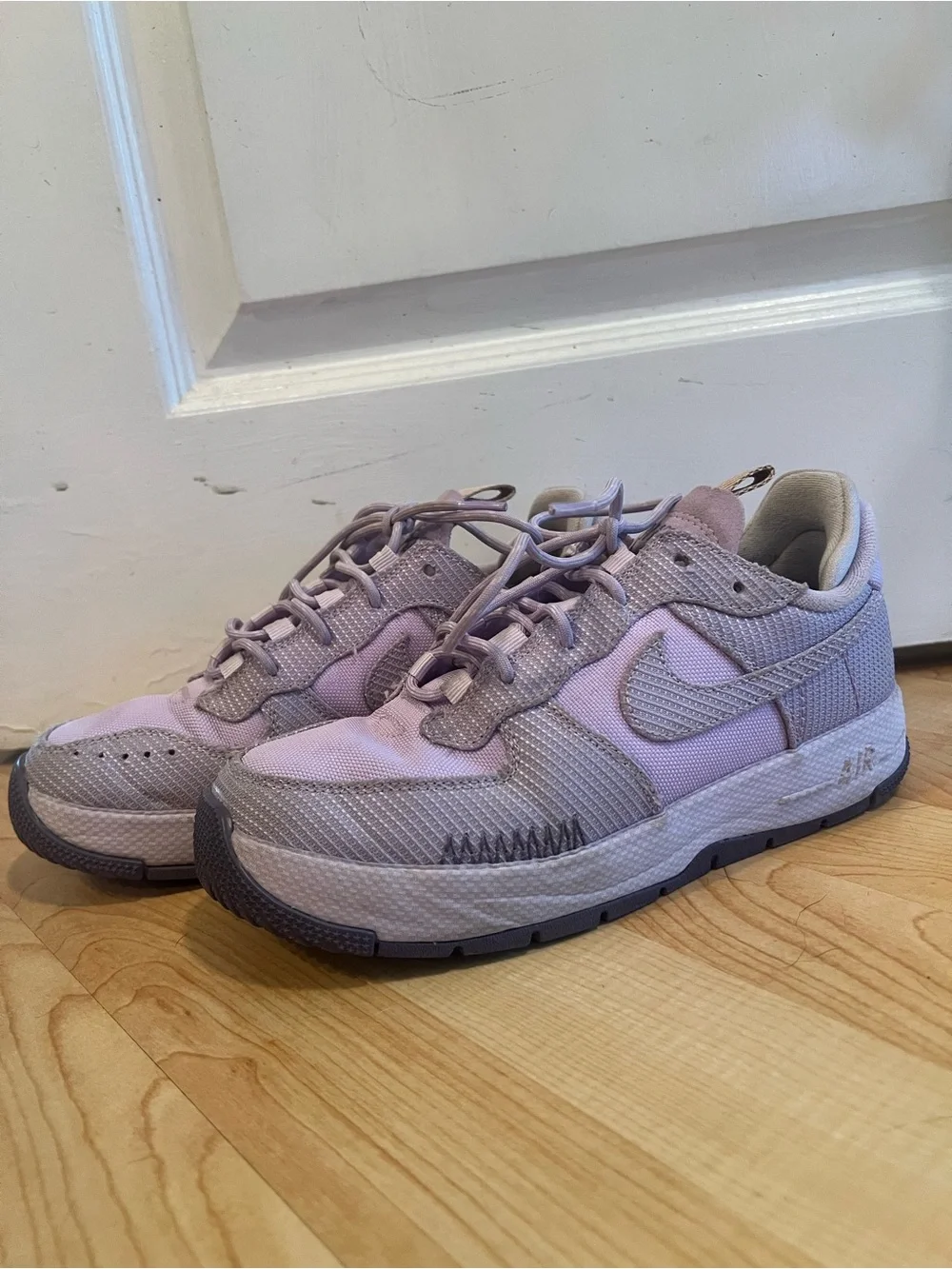 Nike Light Lavender/Pale Purple Low-Top Sneakers